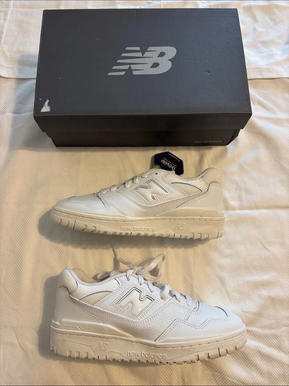 NEW New Balance 550 White Leather Low-Top Sneakers Sz 8